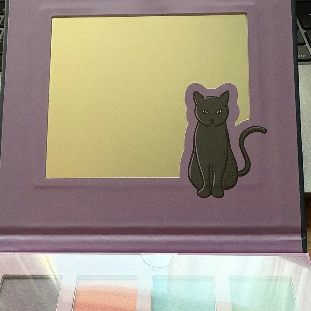 Disney Hocus Pocus Tonight We Fly 12-Pan‎ Eyeshadow Palette Taste Beauty